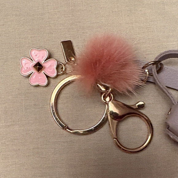 🌸🆕🌸Gray Mini Bag Keychain with Pink Pom Pom and Pink Flower Bag Charm - Picture 9 of 15